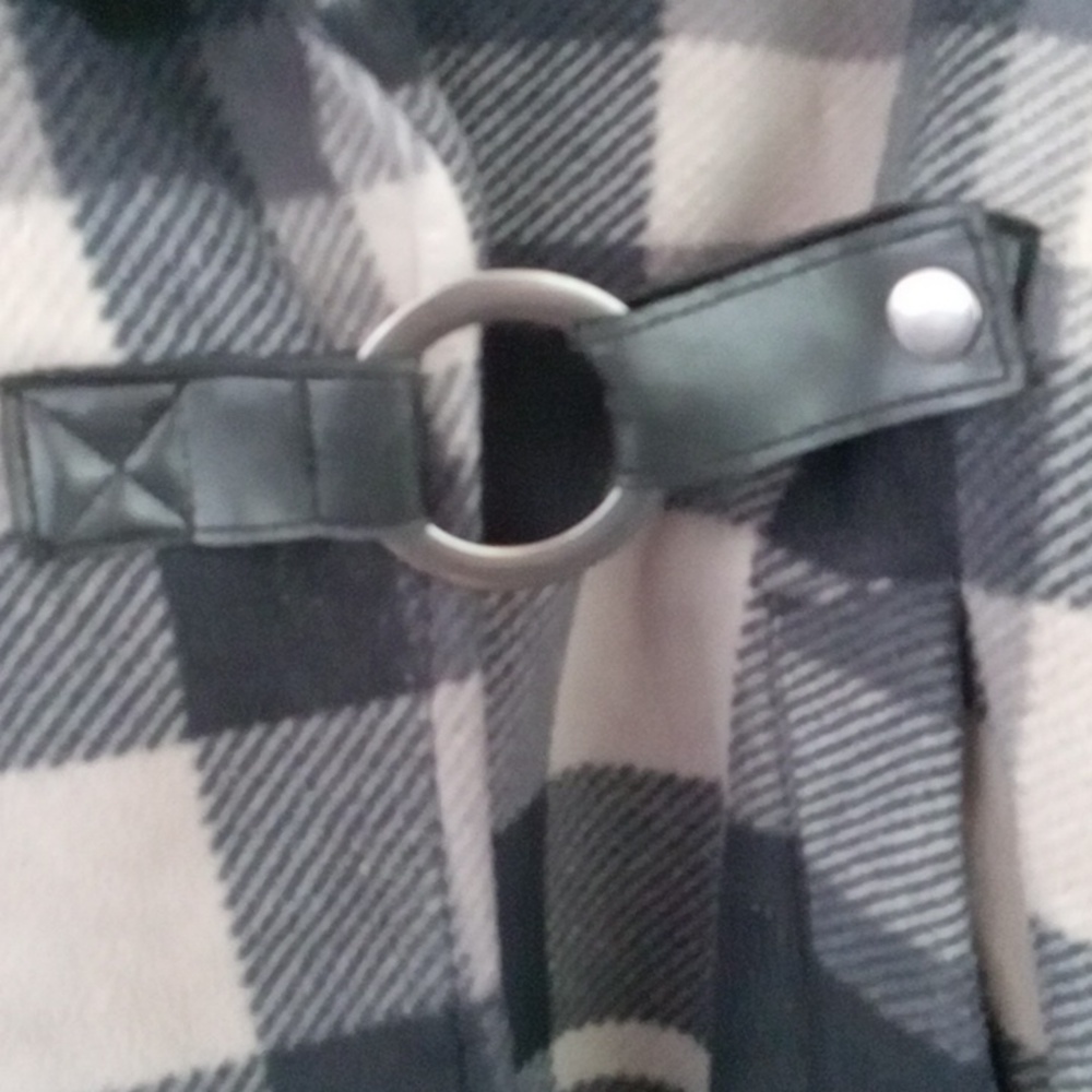 Nice soft jacket - Picture 2 of 5